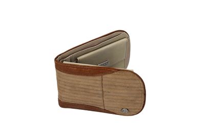 Wallets - Tan/Cream (W/ Coin Pocket)